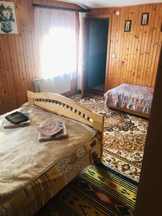 شقة За Горбами ياريمتشي المظهر الخارجي الصورة